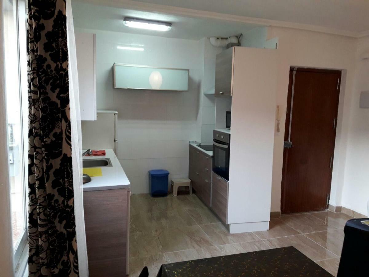 Apartamento Sofia บาเลนเซีย ภายนอก รูปภาพ