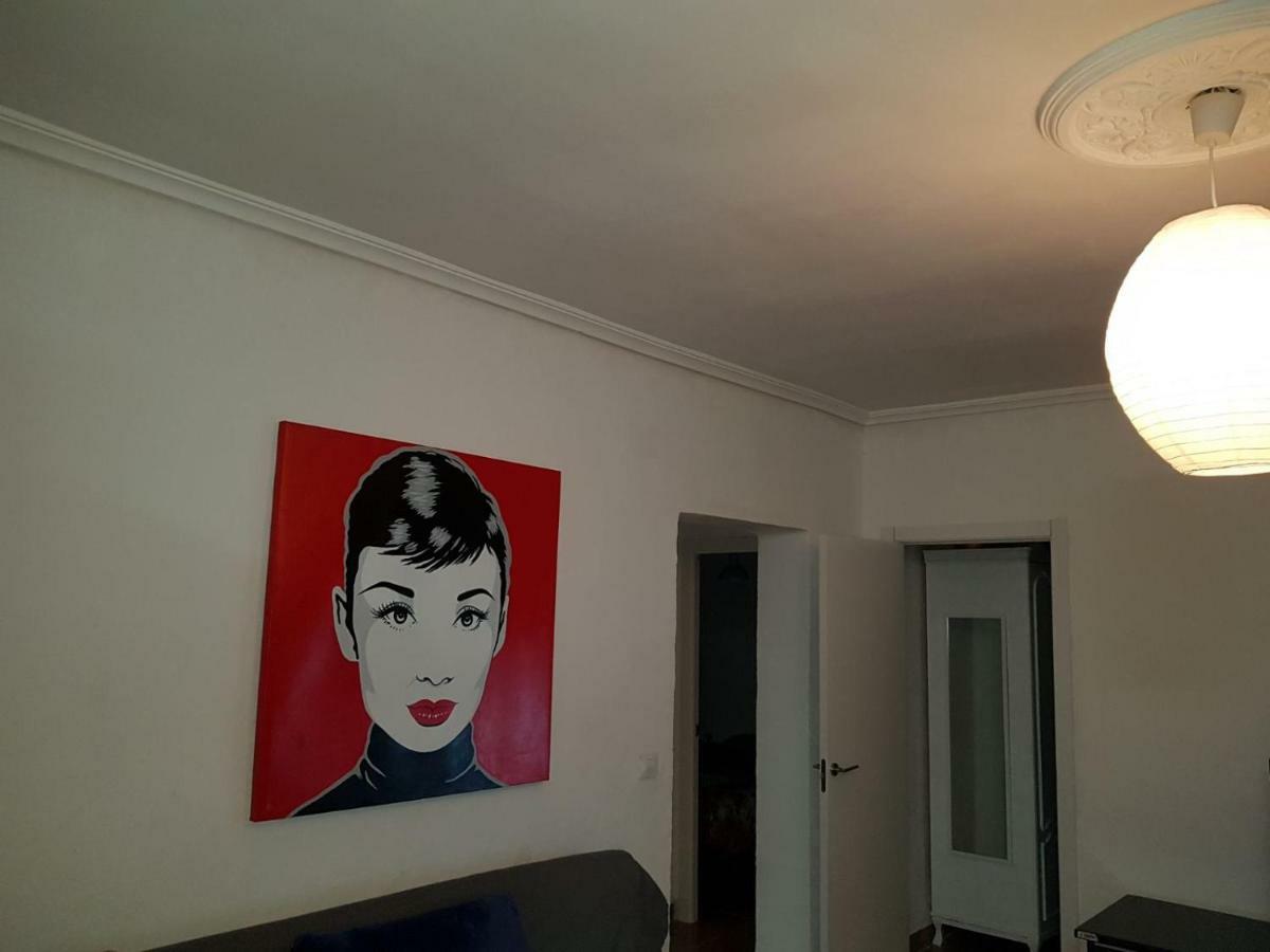 Apartamento Sofia บาเลนเซีย ภายนอก รูปภาพ