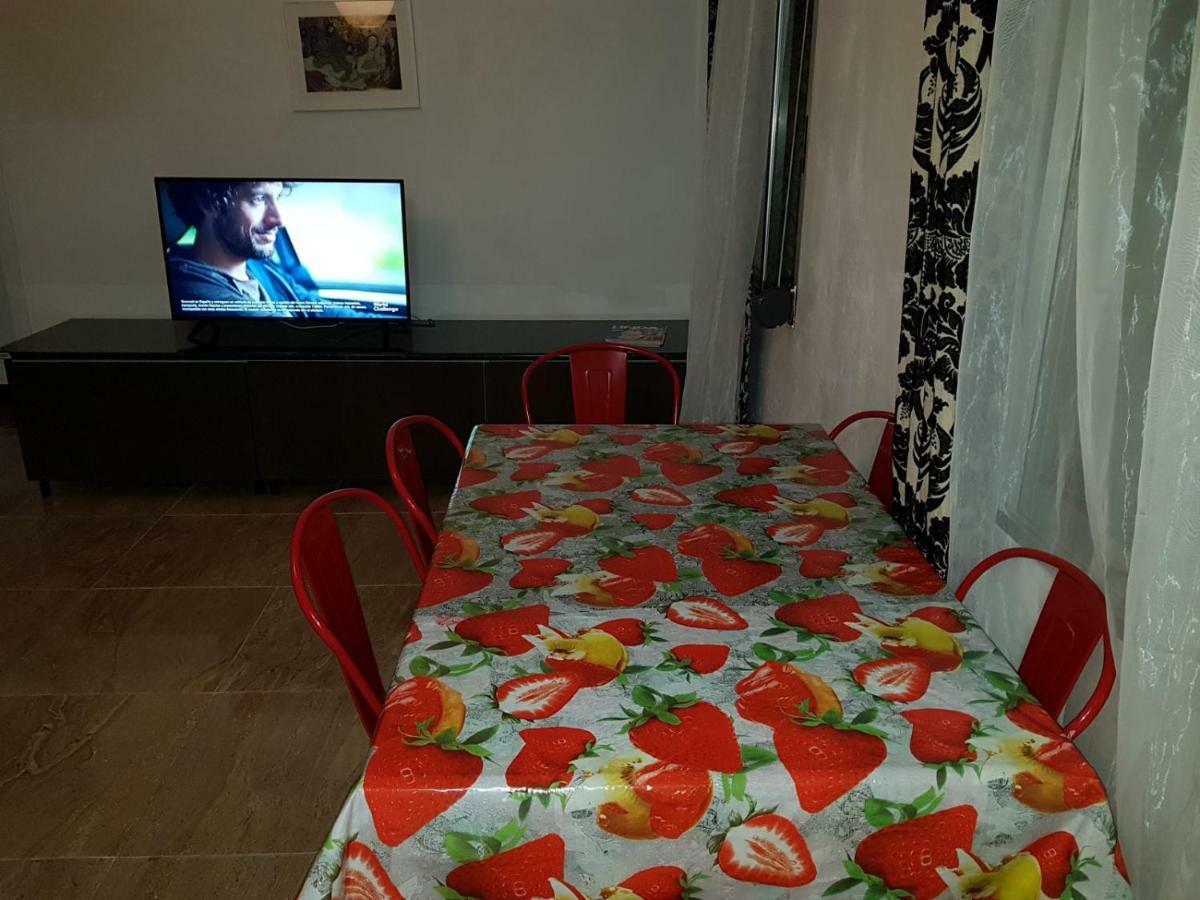Apartamento Sofia บาเลนเซีย ภายนอก รูปภาพ
