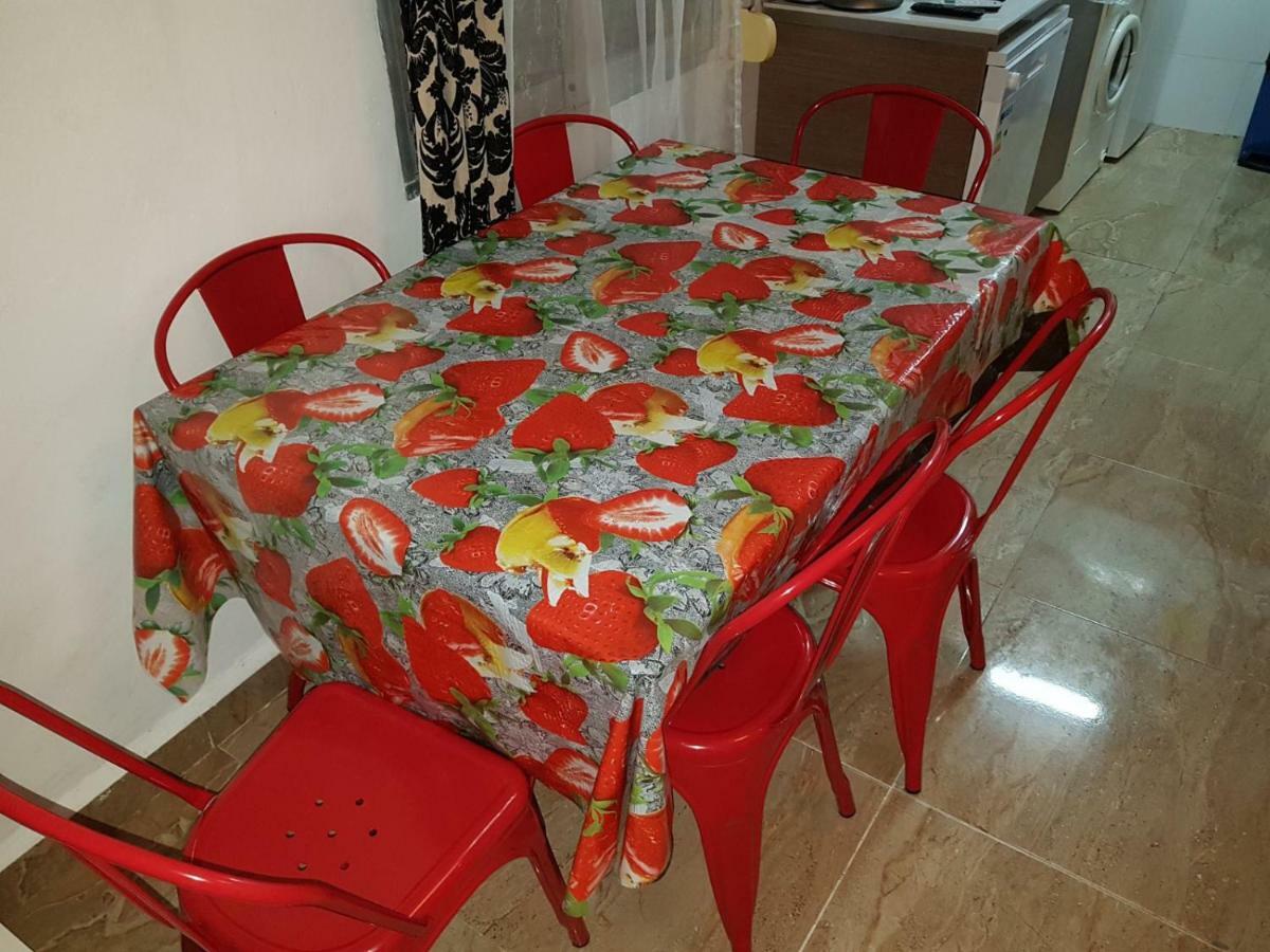 Apartamento Sofia บาเลนเซีย ภายนอก รูปภาพ